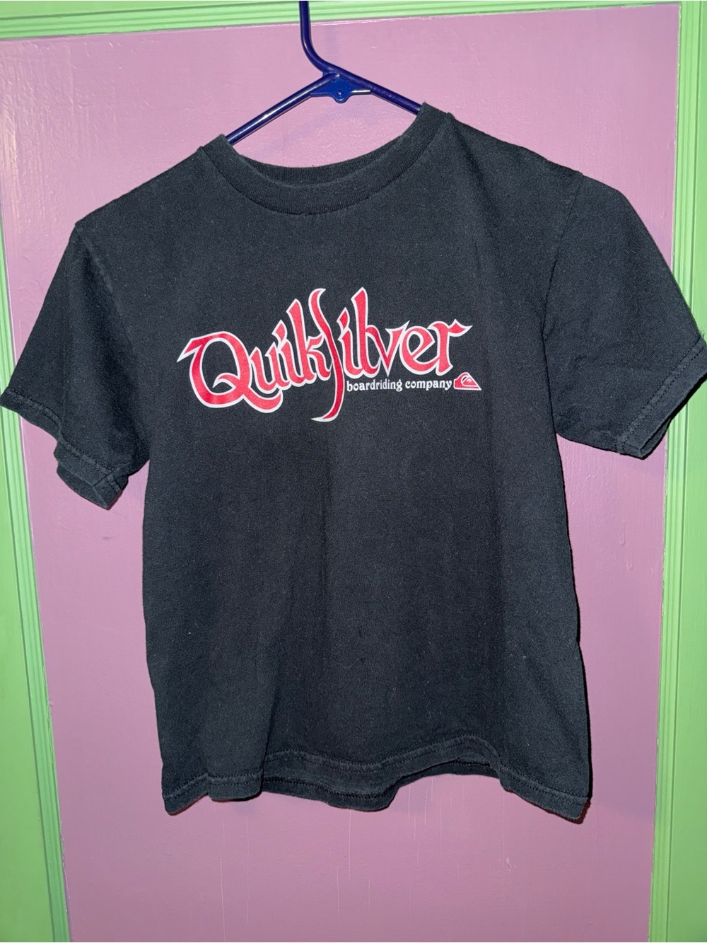 Boys Size Small Quiksilver Black Graphic Surf Logo T-Shirt